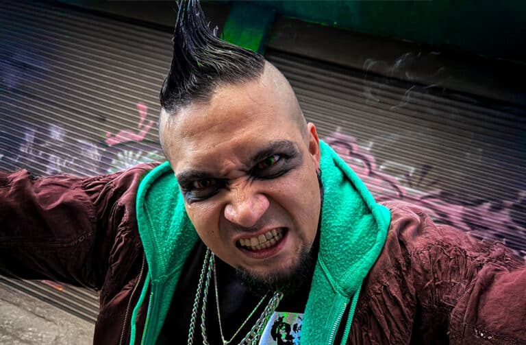 Ciudadano Z lanza Agrio una canción para estallar sin romper